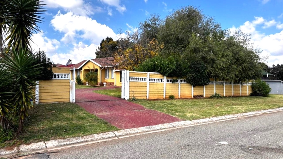 3 Bedroom Property for Sale in Dalpark Gauteng