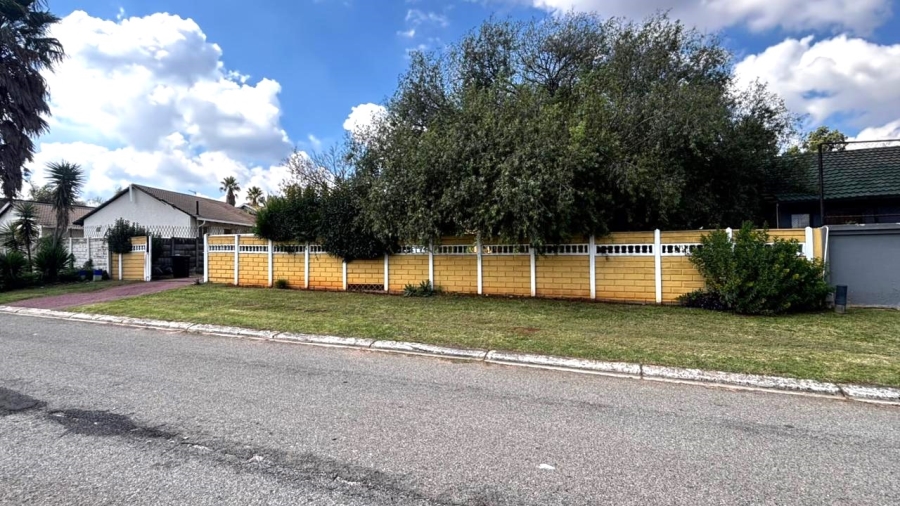 3 Bedroom Property for Sale in Dalpark Gauteng