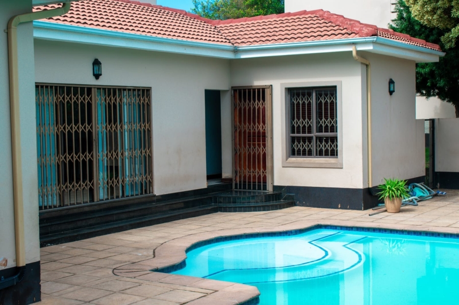 2 Bedroom Property for Sale in Noordwyk Gauteng