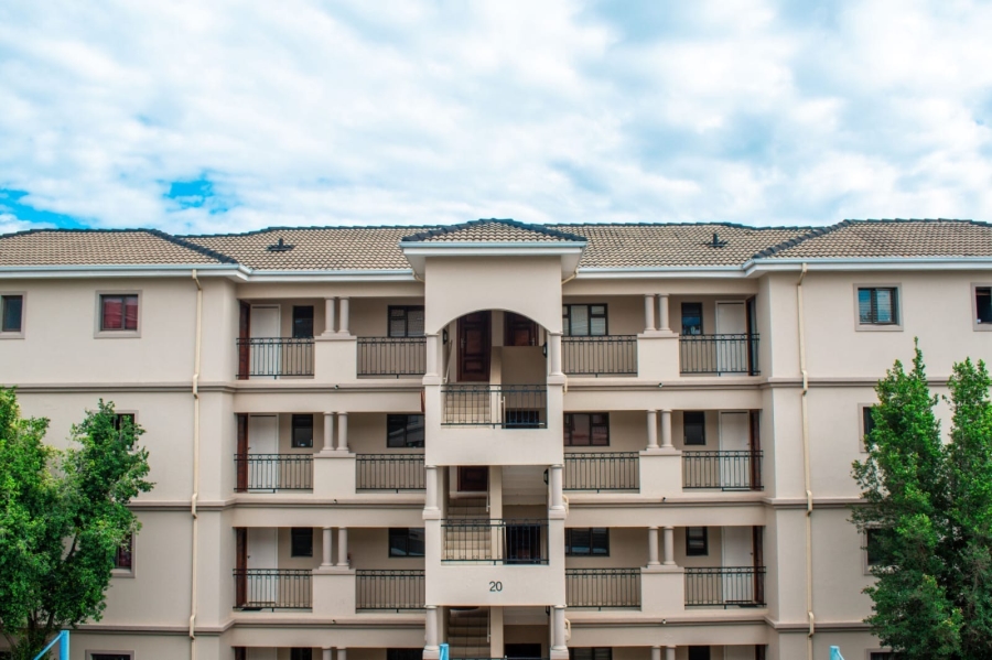 2 Bedroom Property for Sale in Noordwyk Gauteng