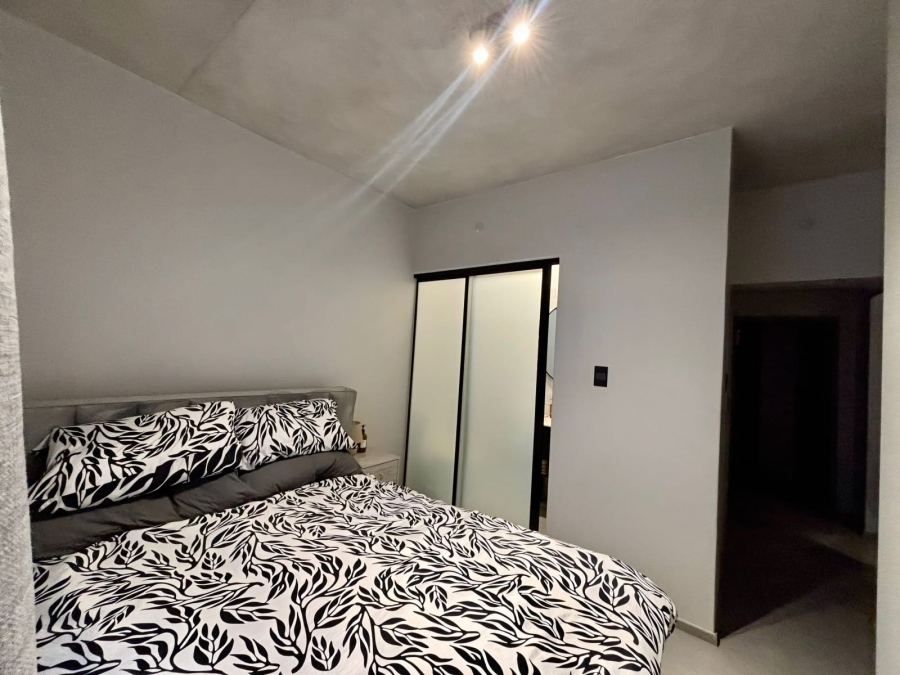 2 Bedroom Property for Sale in Castle Gate Gauteng