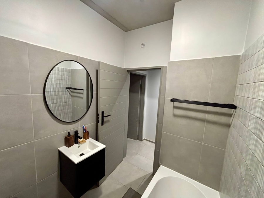 2 Bedroom Property for Sale in Castle Gate Gauteng