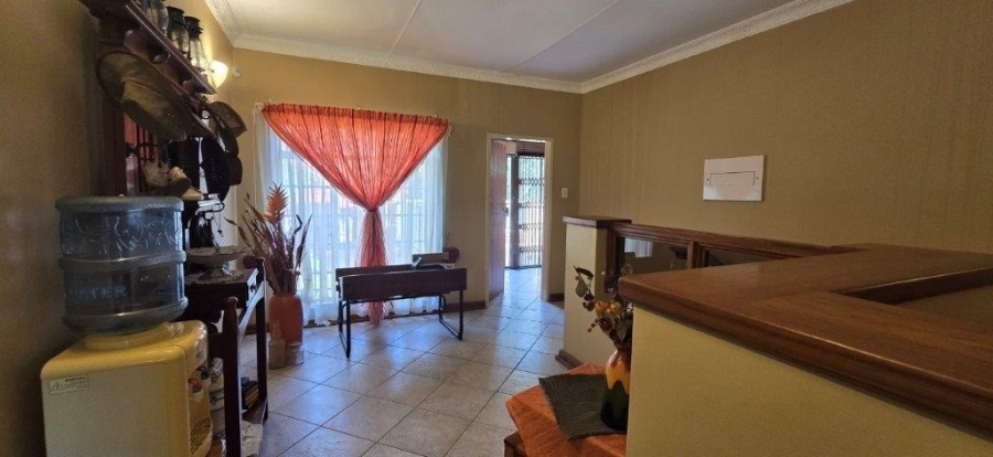 6 Bedroom Property for Sale in Amandasig Gauteng