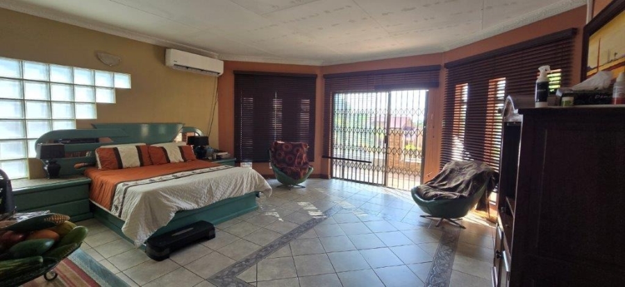 6 Bedroom Property for Sale in Amandasig Gauteng