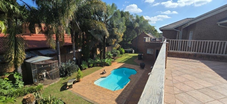 6 Bedroom Property for Sale in Amandasig Gauteng
