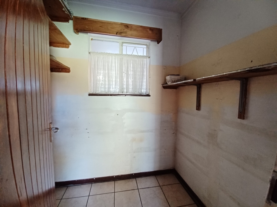 4 Bedroom Property for Sale in Vanderbijlpark CW 5 Gauteng
