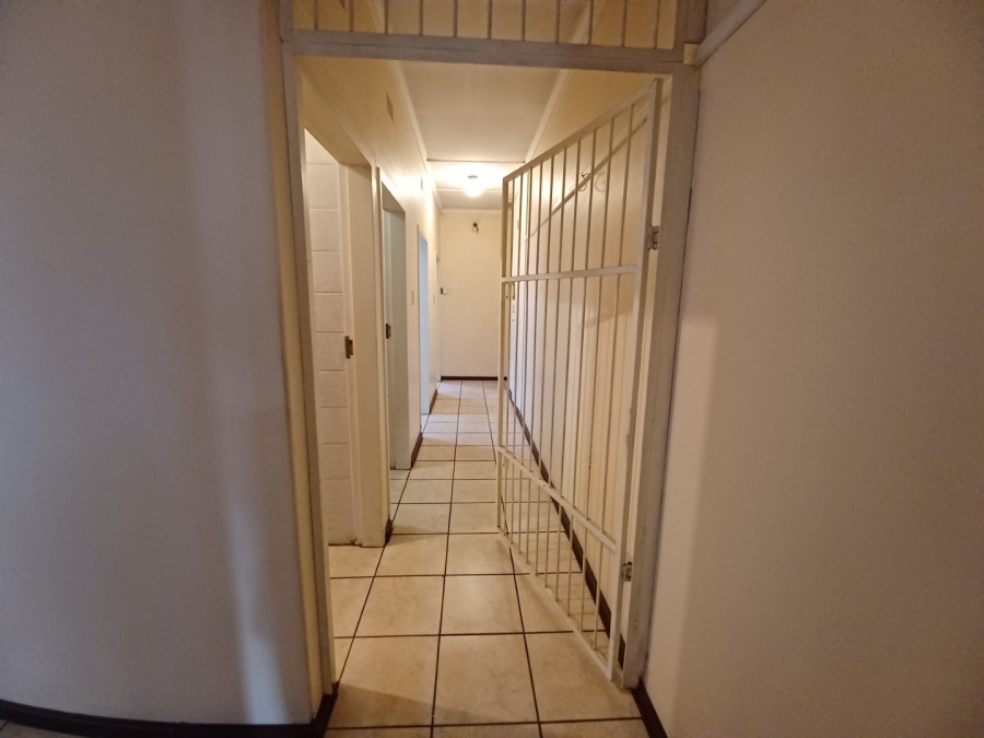 4 Bedroom Property for Sale in Vanderbijlpark CW 5 Gauteng