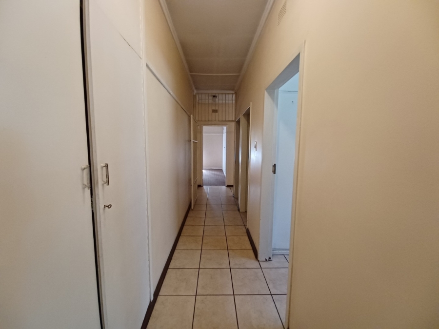 4 Bedroom Property for Sale in Vanderbijlpark CW 5 Gauteng