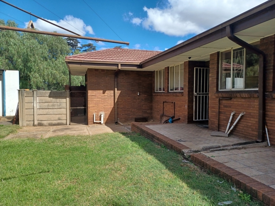 4 Bedroom Property for Sale in Vanderbijlpark CW 5 Gauteng