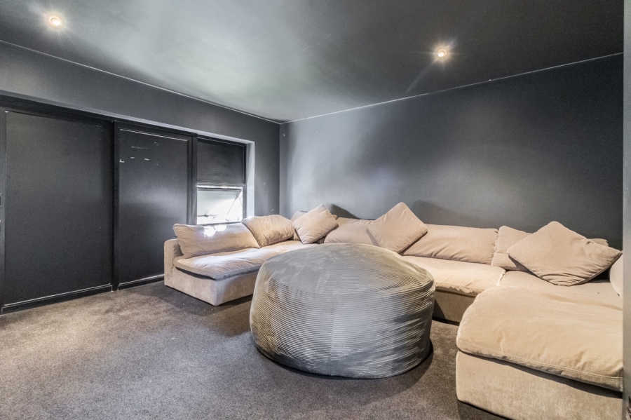To Let 4 Bedroom Property for Rent in Dainfern Golf Estate Gauteng