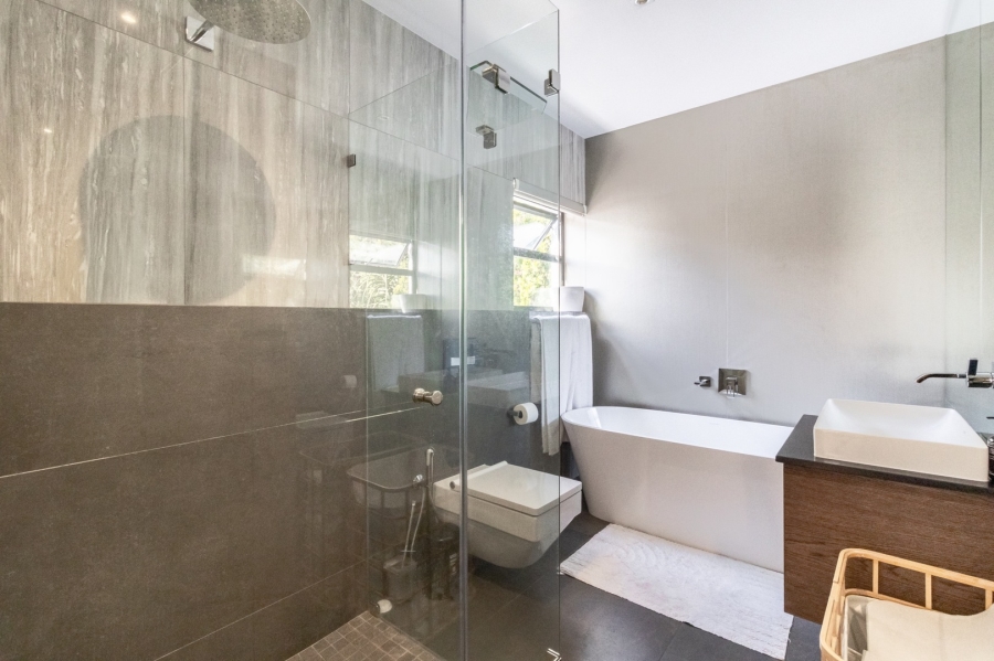 To Let 4 Bedroom Property for Rent in Dainfern Golf Estate Gauteng