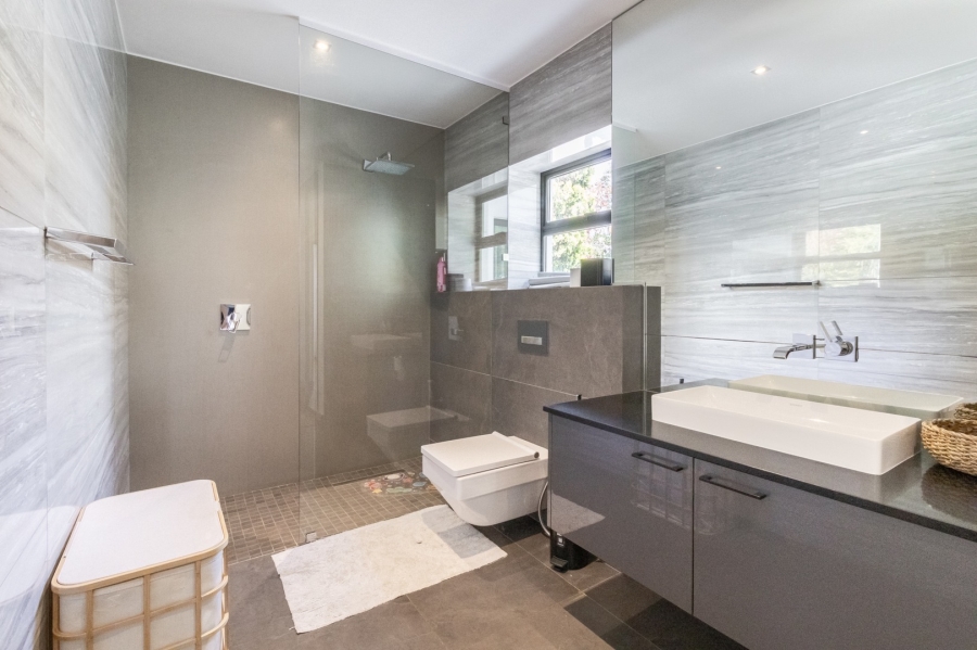 To Let 4 Bedroom Property for Rent in Dainfern Golf Estate Gauteng
