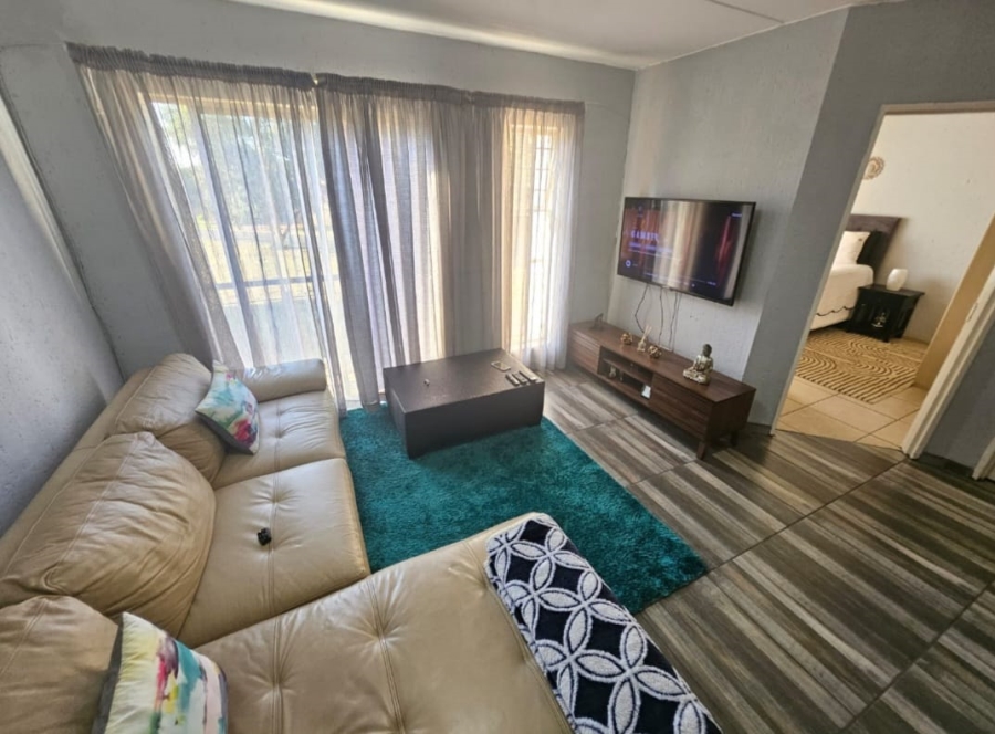To Let 2 Bedroom Property for Rent in Klippoortjie Gauteng