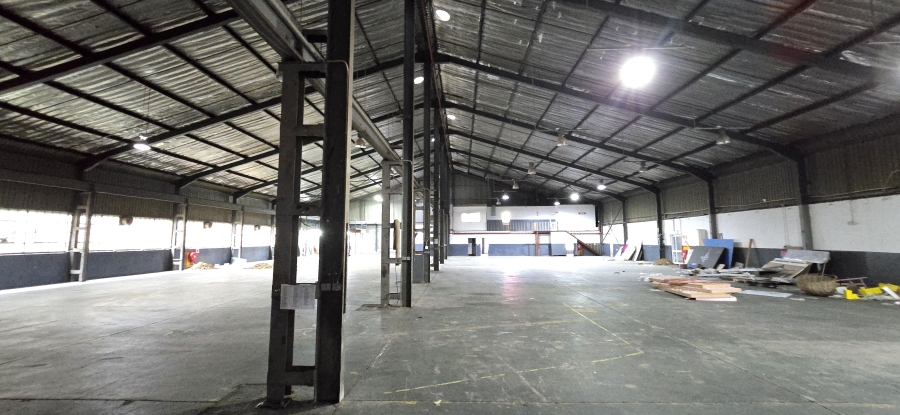 To Let Commercial Property for Rent in Strijdom Park Gauteng