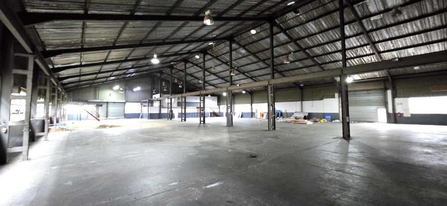To Let Commercial Property for Rent in Strijdom Park Gauteng