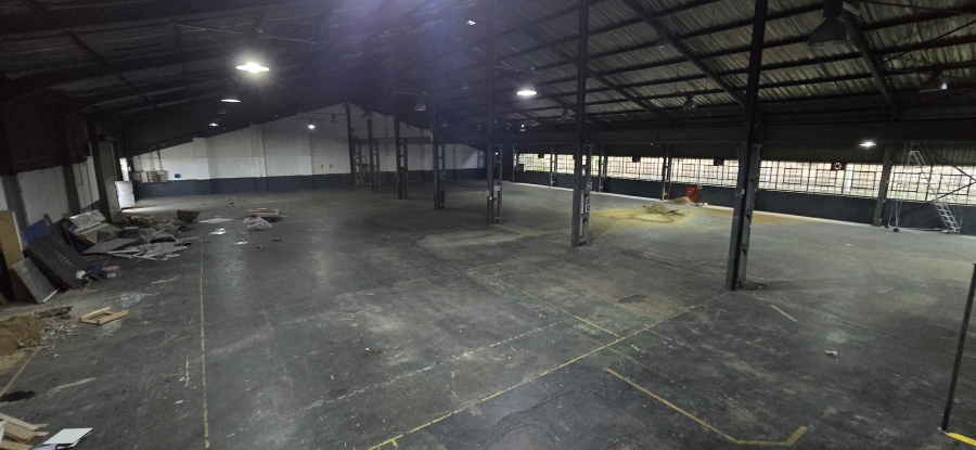 To Let Commercial Property for Rent in Strijdom Park Gauteng