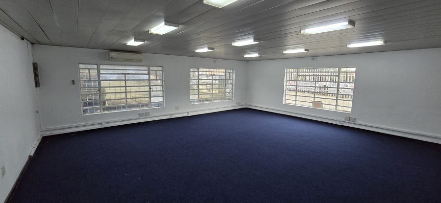 To Let Commercial Property for Rent in Strijdom Park Gauteng