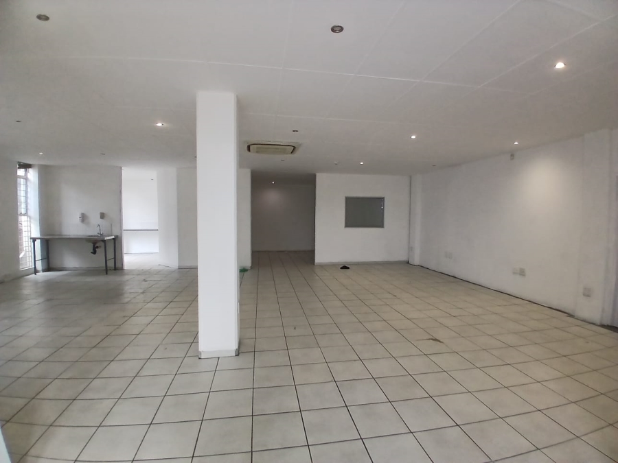 To Let Commercial Property for Rent in St Andrews Gauteng