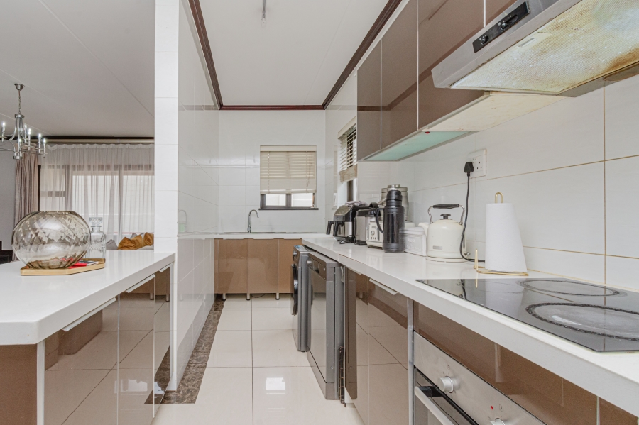 To Let 3 Bedroom Property for Rent in Craigavon Gauteng