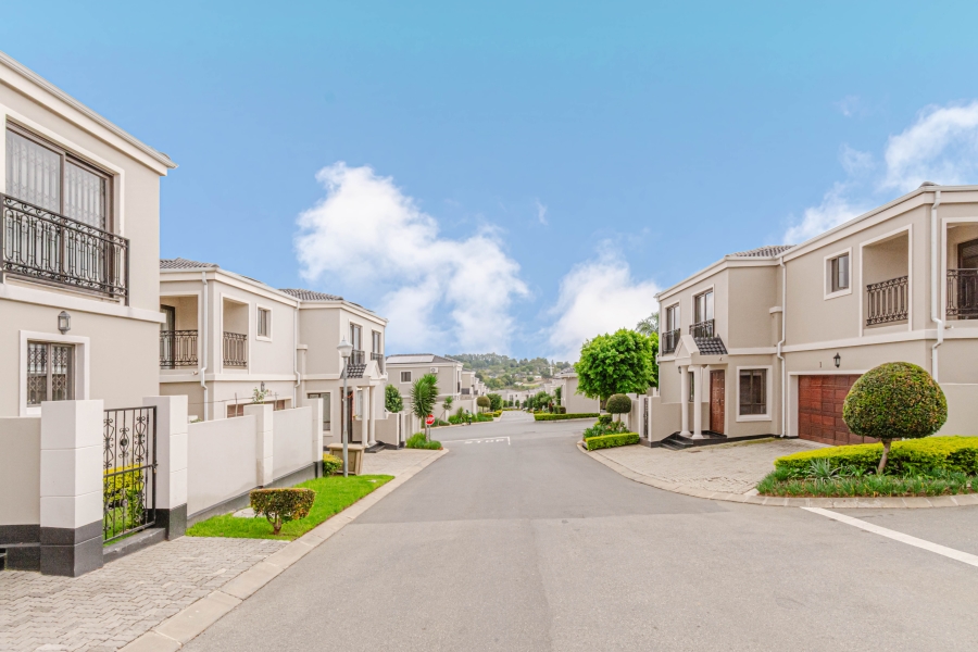 To Let 3 Bedroom Property for Rent in Craigavon Gauteng