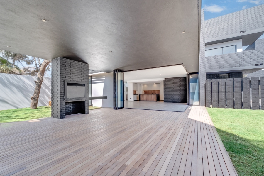 4 Bedroom Property for Sale in Illovo Gauteng