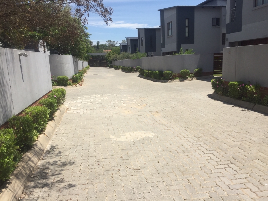 4 Bedroom Property for Sale in Bryanston Gauteng