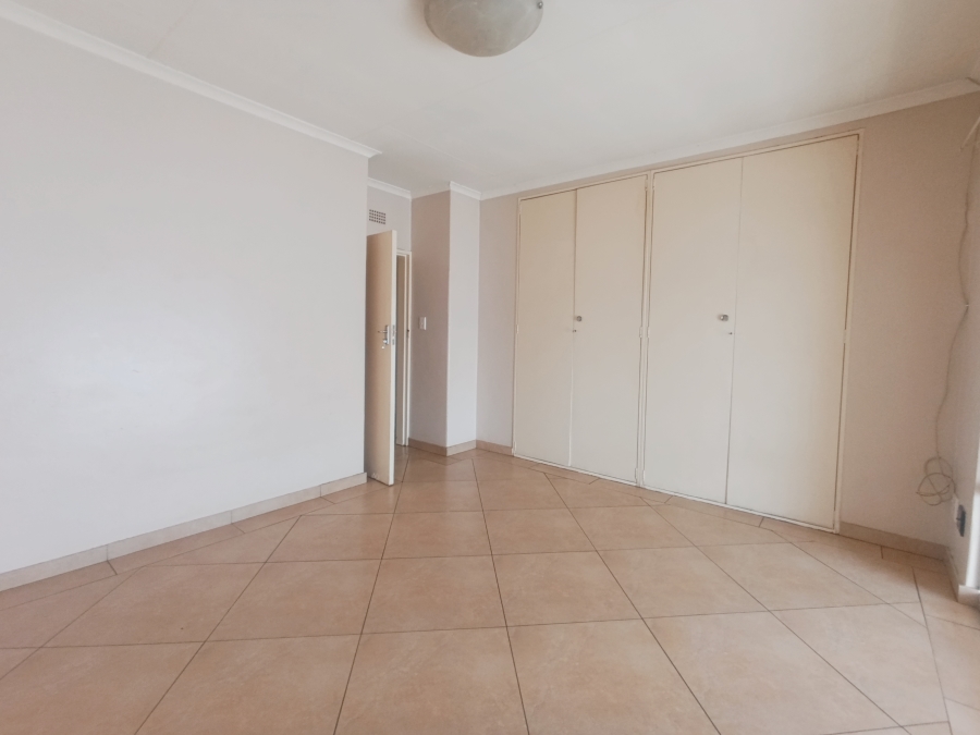 3 Bedroom Property for Sale in Brackendowns Gauteng