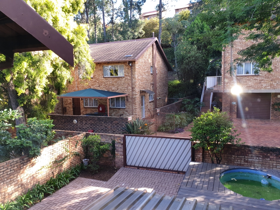 3 Bedroom Property for Sale in Brummeria Gauteng