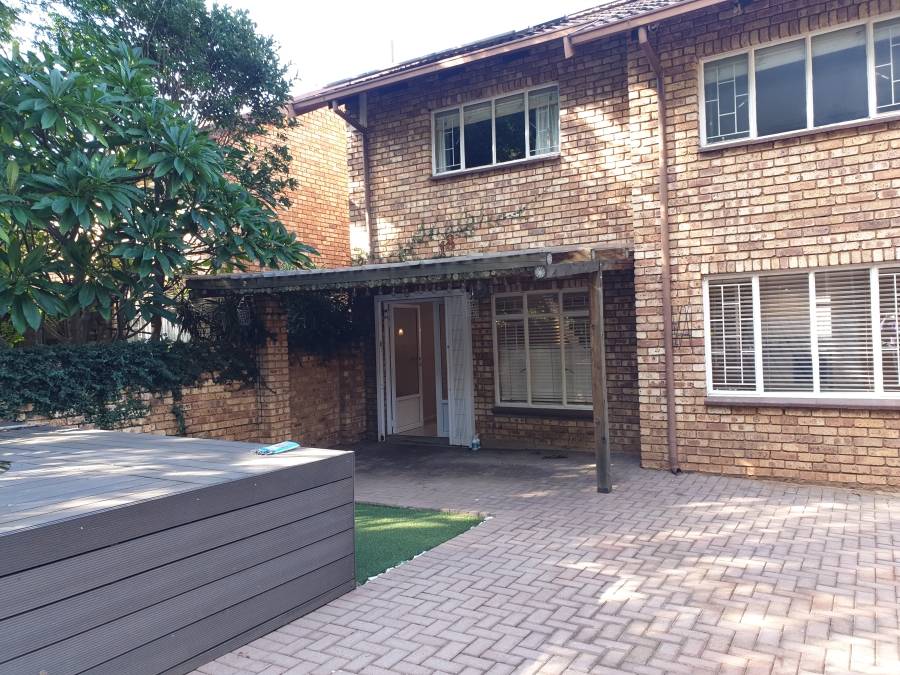 3 Bedroom Property for Sale in Brummeria Gauteng
