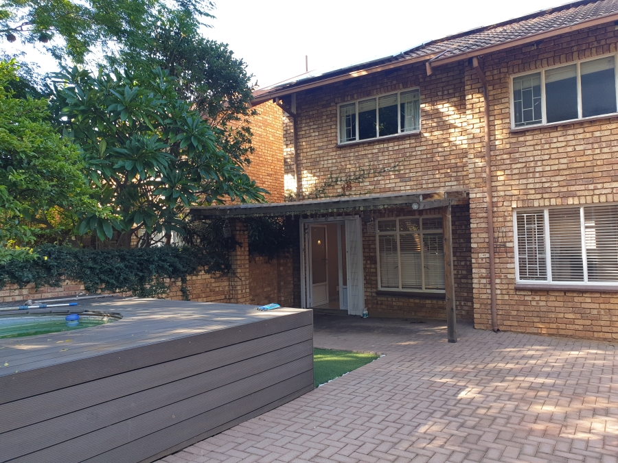 3 Bedroom Property for Sale in Brummeria Gauteng