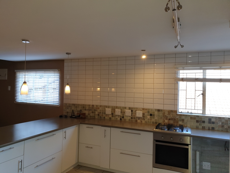 3 Bedroom Property for Sale in Brummeria Gauteng