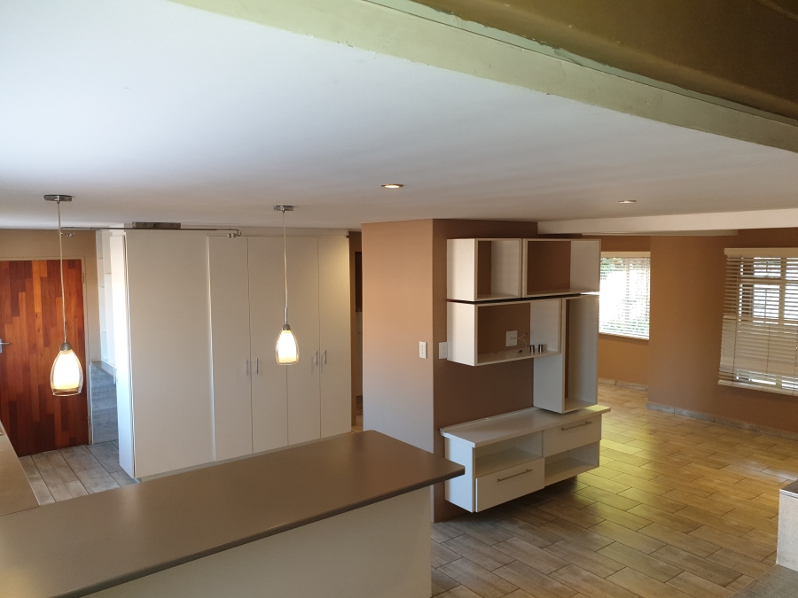 3 Bedroom Property for Sale in Brummeria Gauteng