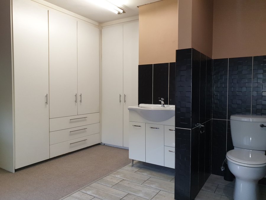 3 Bedroom Property for Sale in Brummeria Gauteng