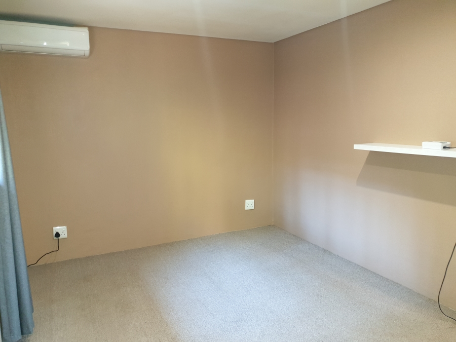 3 Bedroom Property for Sale in Brummeria Gauteng