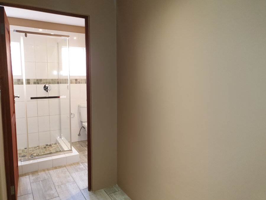 3 Bedroom Property for Sale in Brummeria Gauteng