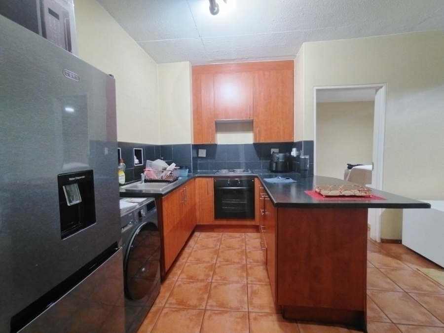 1 Bedroom Property for Sale in Hatfield Gauteng