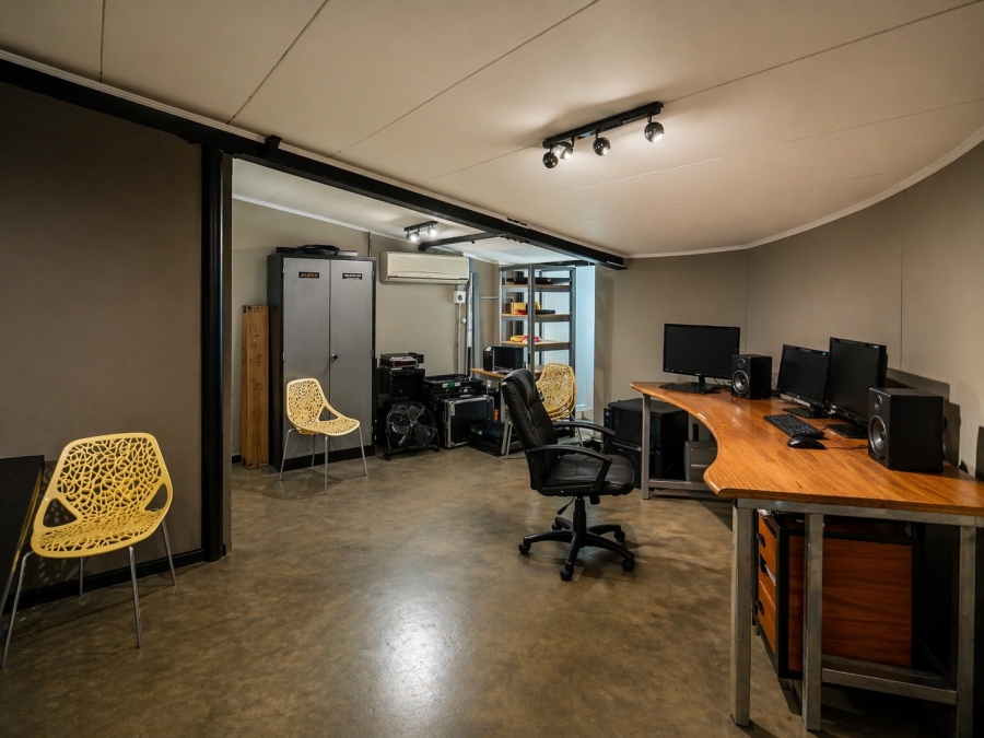 Commercial Property for Sale in Braamfontein Werf Gauteng