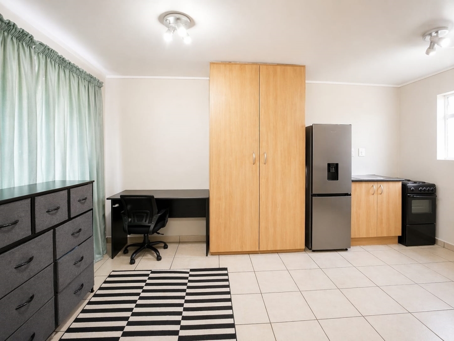 1 Bedroom Property for Sale in Braamfontein Werf Gauteng