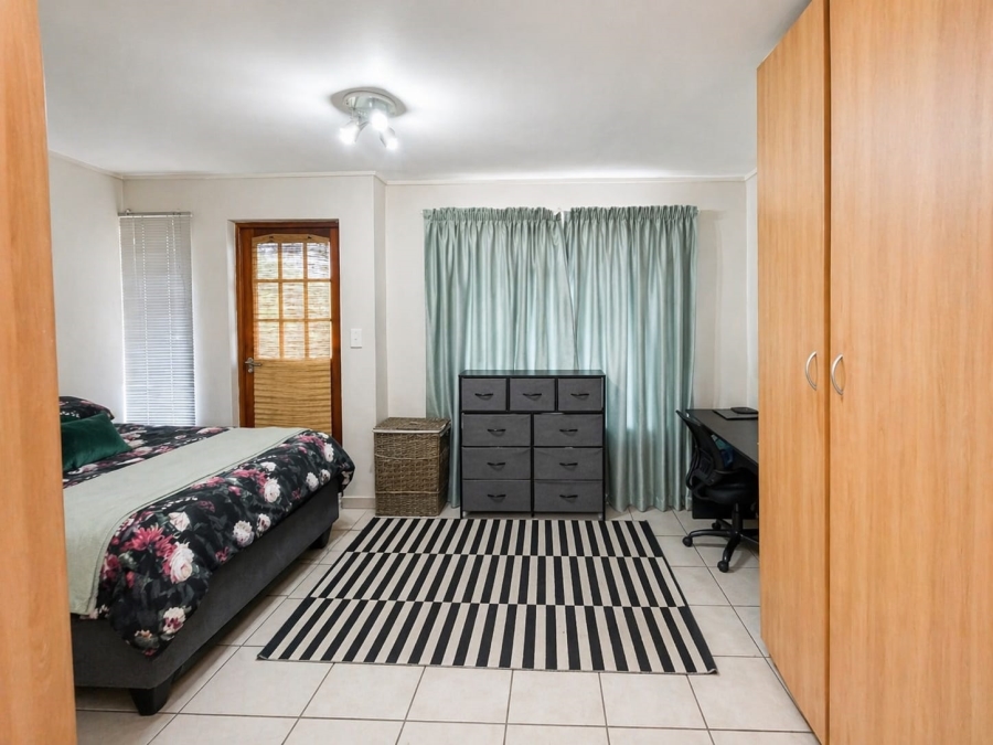1 Bedroom Property for Sale in Braamfontein Werf Gauteng