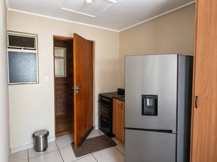 1 Bedroom Property for Sale in Braamfontein Werf Gauteng