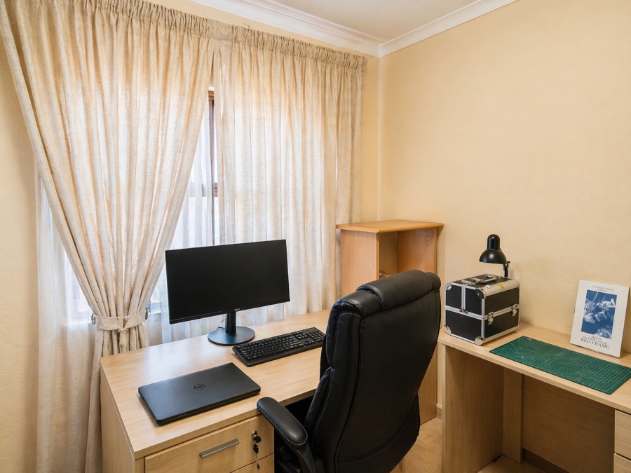 3 Bedroom Property for Sale in Winchester Hills Gauteng