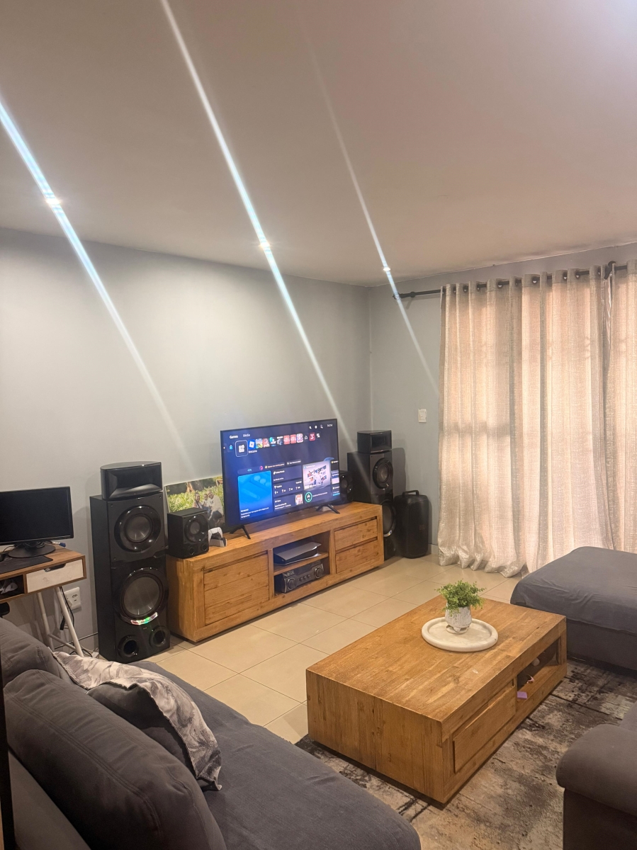 2 Bedroom Property for Sale in Amberfield Gauteng