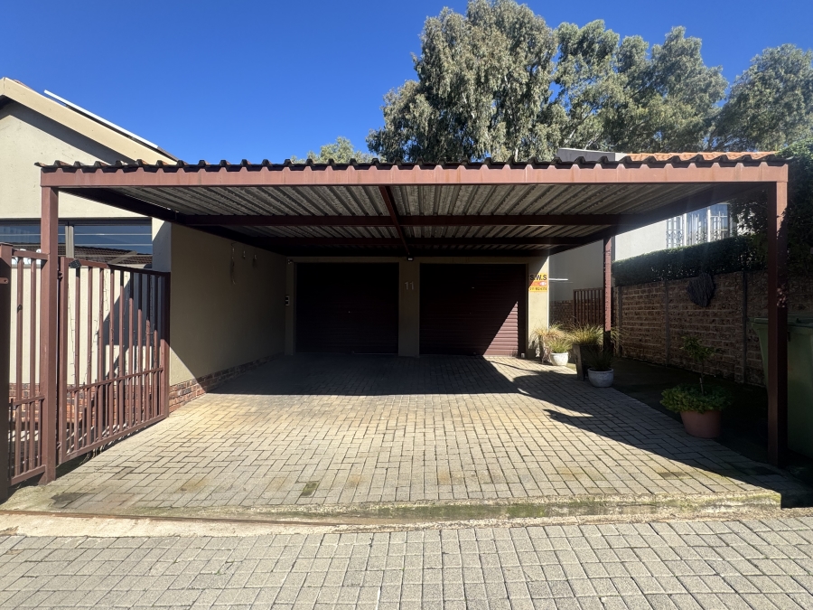 To Let 3 Bedroom Property for Rent in Albemarle Gauteng
