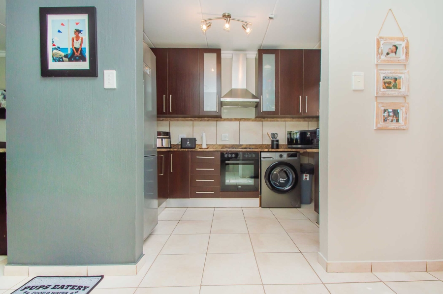 2 Bedroom Property for Sale in Willowbrook Gauteng