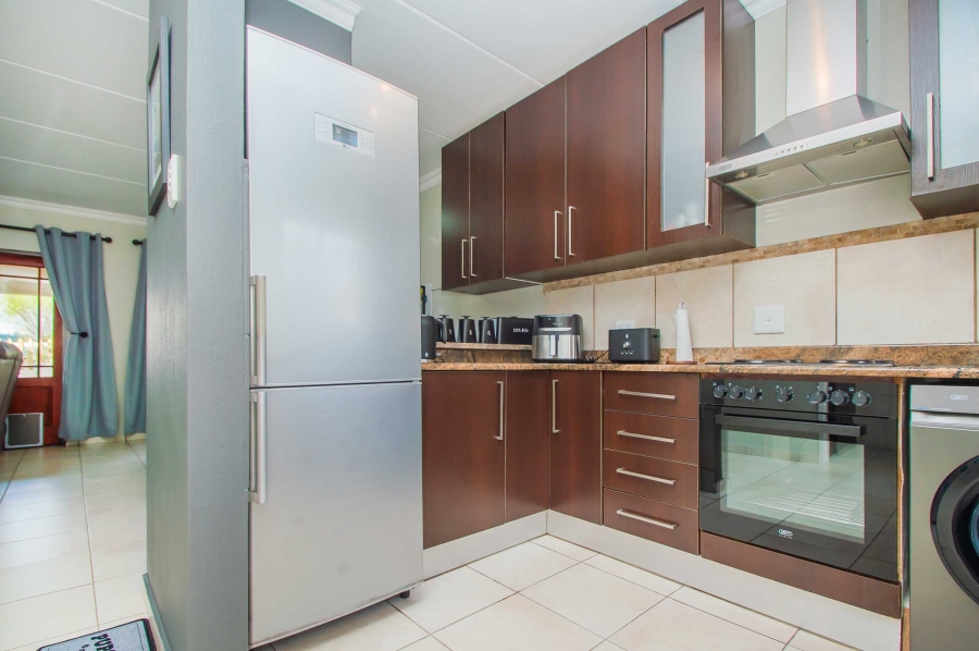 2 Bedroom Property for Sale in Willowbrook Gauteng