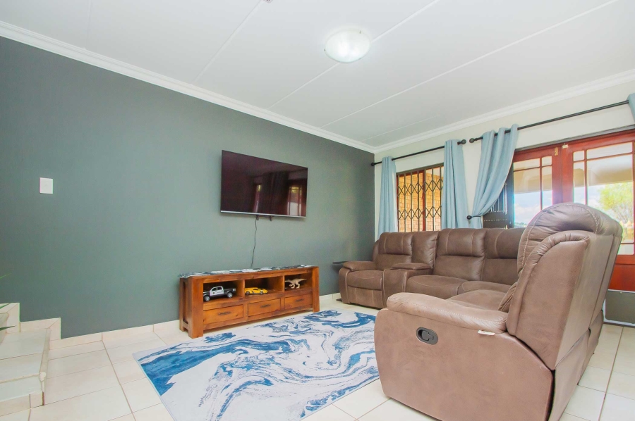 2 Bedroom Property for Sale in Willowbrook Gauteng
