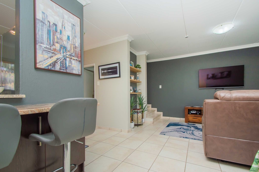 2 Bedroom Property for Sale in Willowbrook Gauteng
