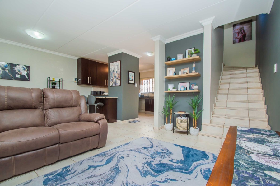 2 Bedroom Property for Sale in Willowbrook Gauteng