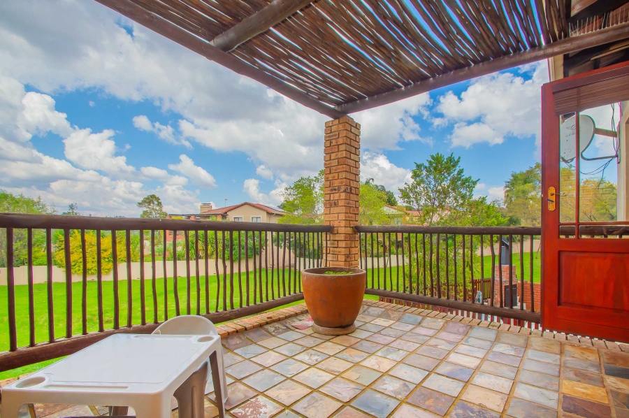 2 Bedroom Property for Sale in Willowbrook Gauteng