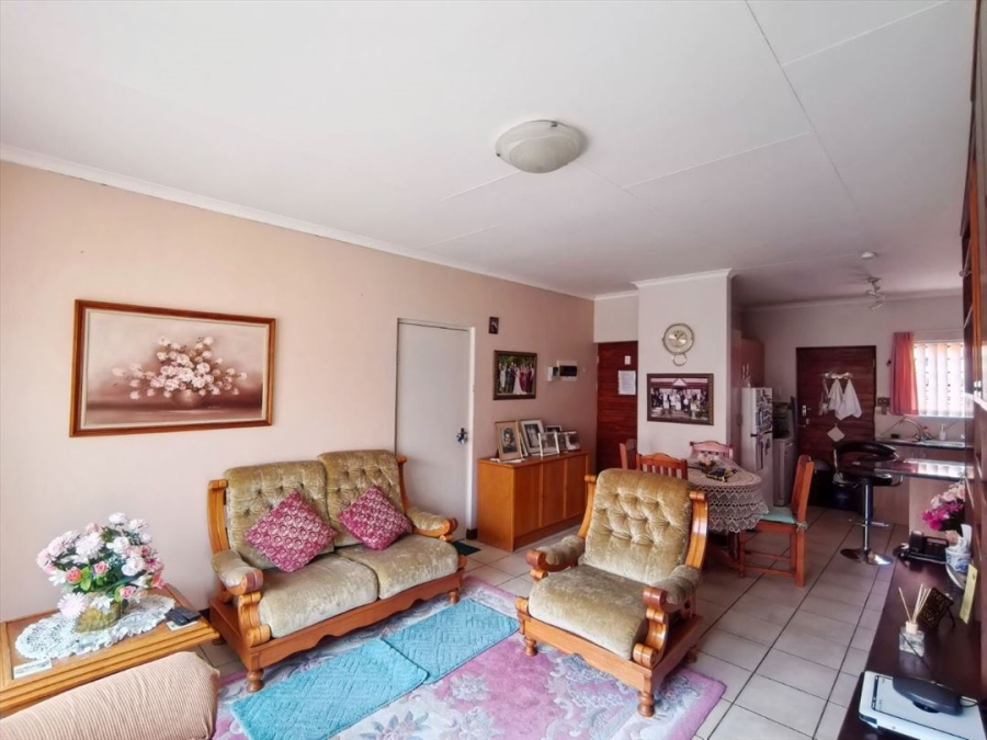 2 Bedroom Property for Sale in Brentwood Gauteng
